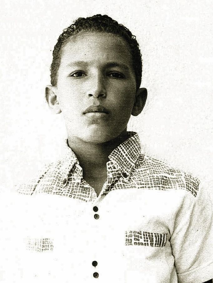 Venezuela's President Hugo Chavez is pictured during his school years in his hometown of Barinas, in this undated handout photo provided by Venezuela's Ministry of Information and Communication. REUTERS/Ministry of Information and Communication/Handout (VENEZUELA - Tags: POLITICS PROFILE TPX IMAGES OF THE DAY) ATTENTION EDITORS - THIS IMAGE WAS PROVIDED BY A THIRD PARTY. FOR EDITORIAL USE ONLY. NOT FOR SALE FOR MARKETING OR ADVERTISING CAMPAIGNS. THIS PICTURE IS DISTRIBUTED EXACTLY AS RECEIVED BY REUTERS, AS A SERVICE TO CLIENTS Published: Úno. 15, 2013, 10:06 odp.