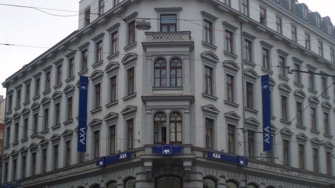 Budova společnosti AXA v ulici Lazarská v Praze