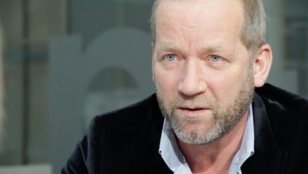 Jeden krade, druhý málem zvrací, říká o prezidentech Koller