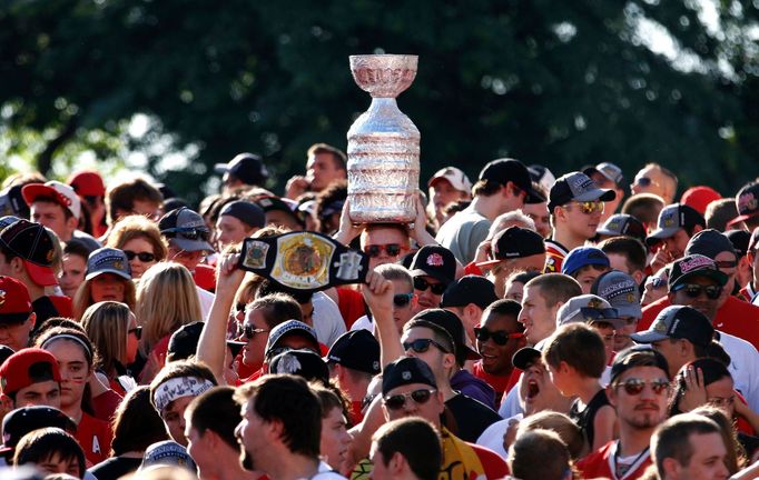 NHL: Chicago slaví Stanley Cup