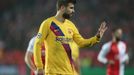 Gerard Piqué v zápase LM Slavia - Barcelona