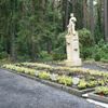 Hroby sedmi popravených vojáků v Novém Boru