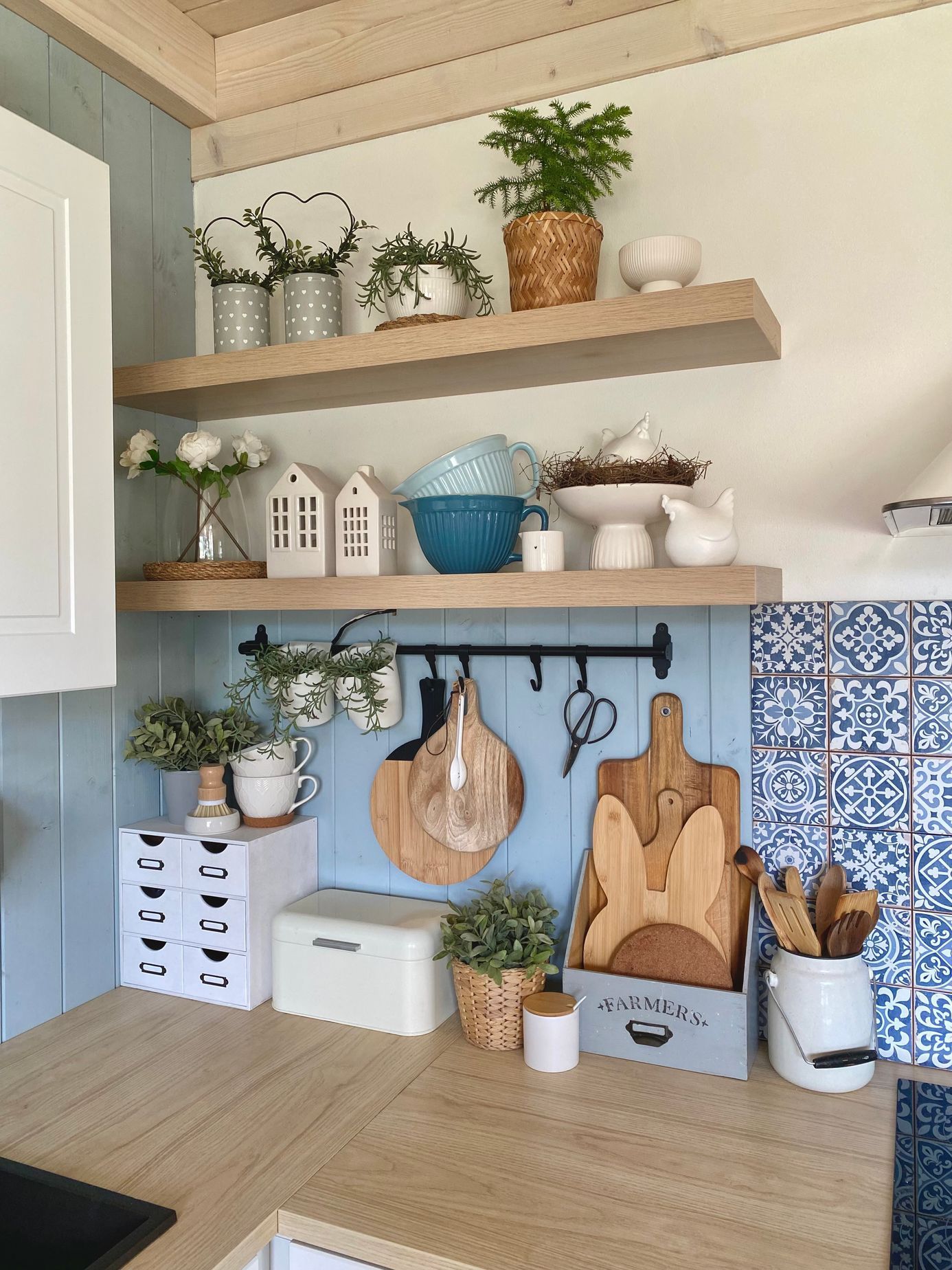 bydlení, příběh, rodina, rekonstrukce, dům, přechodný dům