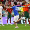 Zápas Portugalska s Uruguayí narušil jeden z diváků v Lusailu politickými hesly