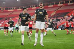 Velký obrat United v Southamptonu. Solskjaera spasil střídající hrdina Cavani