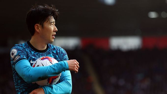 Son Heung-min v zápase Tottenhamu na hřišti Southamptonu.