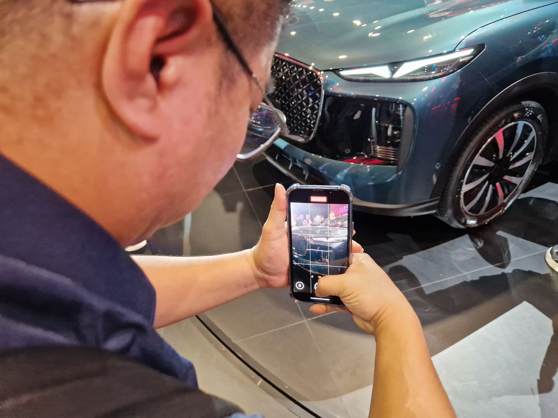 Představení automobilky Lepas