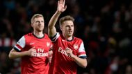 Jedním z hráčů, kteří budou Wengerovi jistě chybět, je Aaron Ramsey. Velšský záložník si v derby proti Tottehnamu poranil stehenní sval a jeho vynucená pauza je odhadována na celý měsíc.