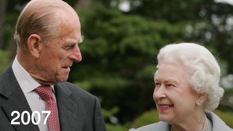 Jedna fotka z každého roku královského manželství Alžběty a prince