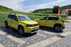 Základem je stejná platforma jako u Citroënu C3 a ë-C3. V nabídce tak bude elektrická verze, mildhybrid a do konce roku má přijít i čistě benzinové provedení s manuální převodovkou.
