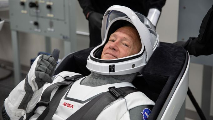 Přímý přenos: K ISS odstartují astronauti NASA v nové lodi Crew Dragon