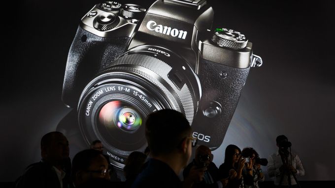 Canon M5, pokročilý systémový kompakt, na který se hodí objektivy ze zrcadlovky