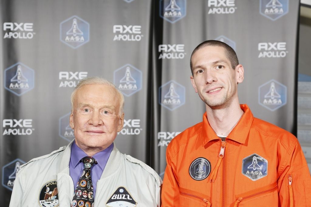 Robert Volák a Buzz Aldrin