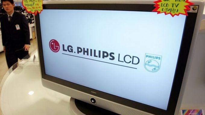 LG.Philips vyrábí i ploché obrazovky. V Hranicích na Moravě se ale vyrábějí klasické skleněné. O ně však je čím dál menší zájem