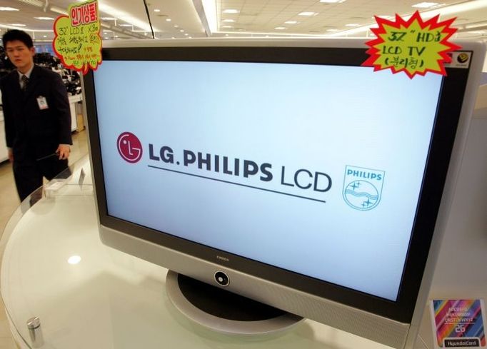 LG.Philips vyrábí i ploché obrazovky. V Hranicích na Moravě se ale vyrábějí klasické skleněné. O ně však je čím dál menší zájem