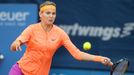 Lucie Šafářová na Prague Open 2017 (v utkání prvního kola proti Slovence Kristíně Kučové)