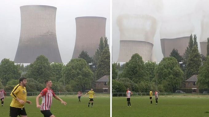 Fotbalový zápas okresní anglické soutěže přerušila demolice uhelné elektrárny. Mohutné chladicí věže zmizely za pět vteřin.