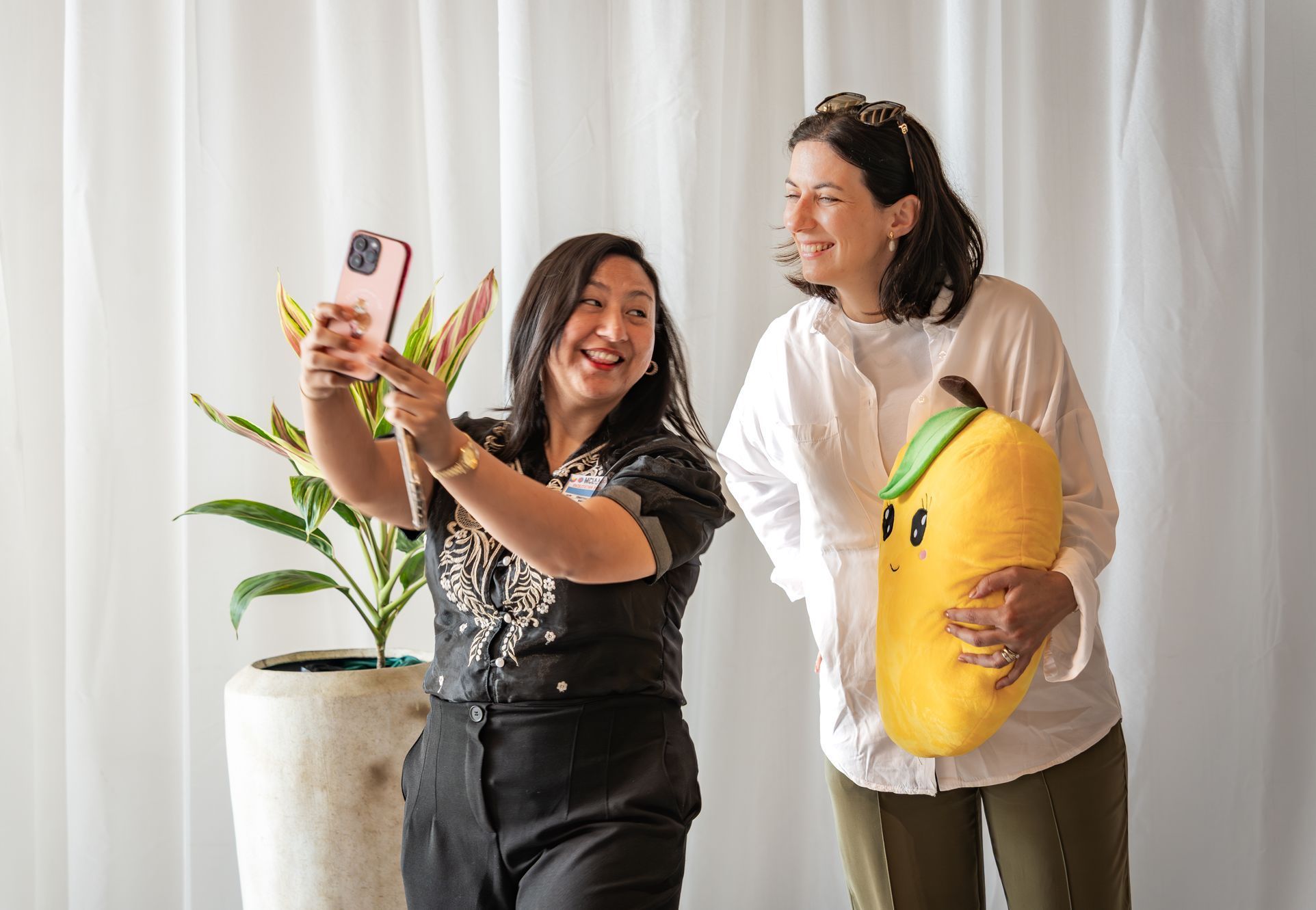 Markéta Pekarová Adamová, Filipíny, Asie, diplomacie, předsedkyně sněmovny