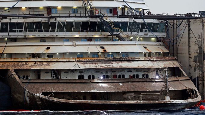 Vrak výletní lodi Costa Concordia