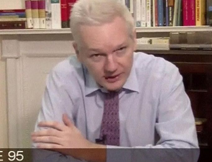 Julian Assange oslovil prostřednictvím videomostu delegáty Valného shromáždění OSN.