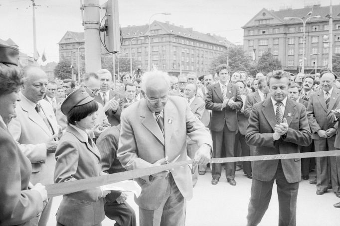 Gustav Husák na archivní fotografii.