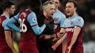 Soccer Football - Premier League - West Ham United v Liverpool - London Stadium, London, Britain - January 29, 2020   West Ham United's Mark Noble reacts as referee Jonat