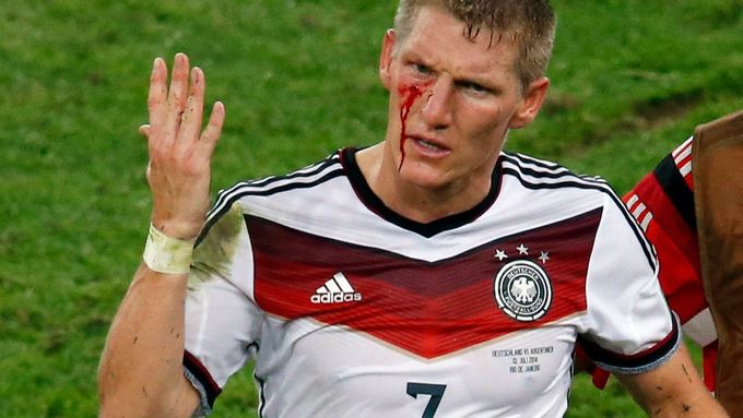 Bastian Schweinsteiger ve finále mistrovství světa.