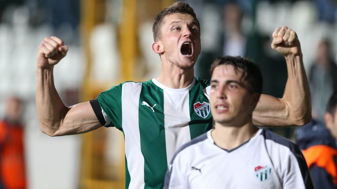 Tomáš Necid se raduje z branky Bursasporu