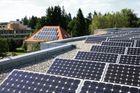 Solární elektrárny ušetří tisíce, stát jim odpustí daň
