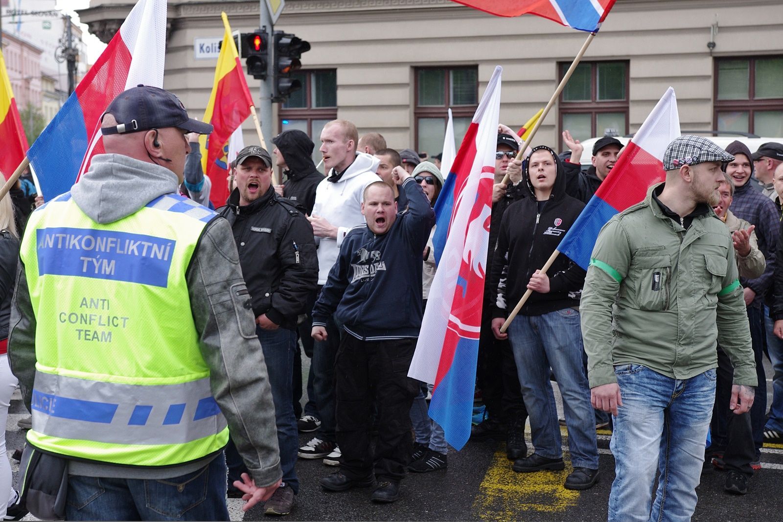 Brno blokovalo pochod neonacistů - finální foto