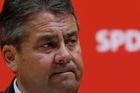 Na německého kancléře chce kandidovat i šéf SPD Sigmar Gabriel, tvrdí média