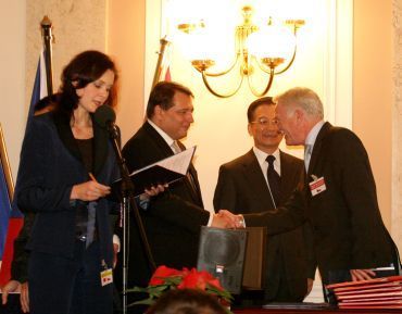 Podpis obchodních smluv