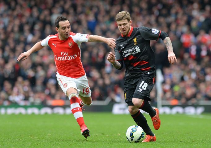 PL, Arsenal-Liverpool:Santi Cazorla (19) -  Alberto Moreno (18)