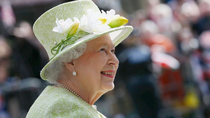 Královna Alžběta II. schválila zákon, který má zabránit tvrdému brexitu
