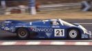 Za volenatem znamenitého Porsche 956 skončili Mario a Michael Andrettiovi spolu s Francouzem Alliotem třetí v Le Mans.