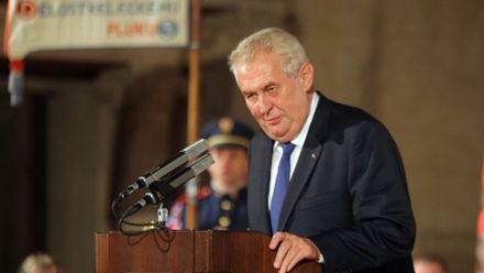 Duel: Proč by se Zeman (ne)měl omluvit