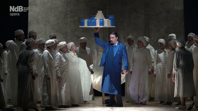 Režisér a umělecký šéf Janáčkovy opery Jiří Heřman představuje novou inscenaci Nabucca.