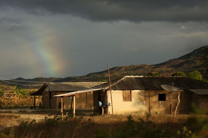 Brazilští indiáni Macuxi v ohrožení farmáři a těžaři