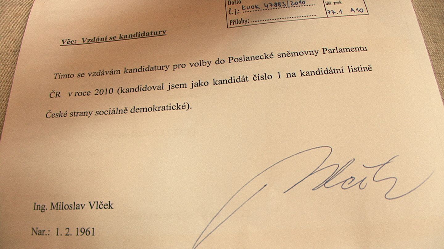 Volební oznámení, že Miloslav Vlček nekandiduje