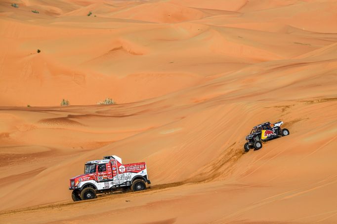 Rallye Dakar 2020, 11. etapa: Aleš Loprais, Praga a Mitchell Guthrie jr., OT3