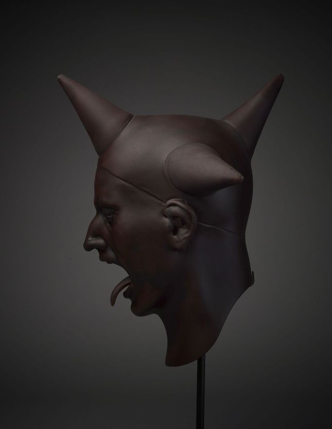 Martin Janecký: Hvězdář VI, 2021, za horka tvarované sklo, soukromá sbírka.