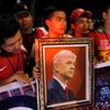 Vietnamští fanoušci Arséne Wengera a Arsenalu