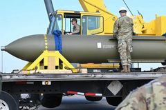 Děsivá GBU-57. Jediný klíč k "otevření" skal s tajemným jaderným komplexem Fordo