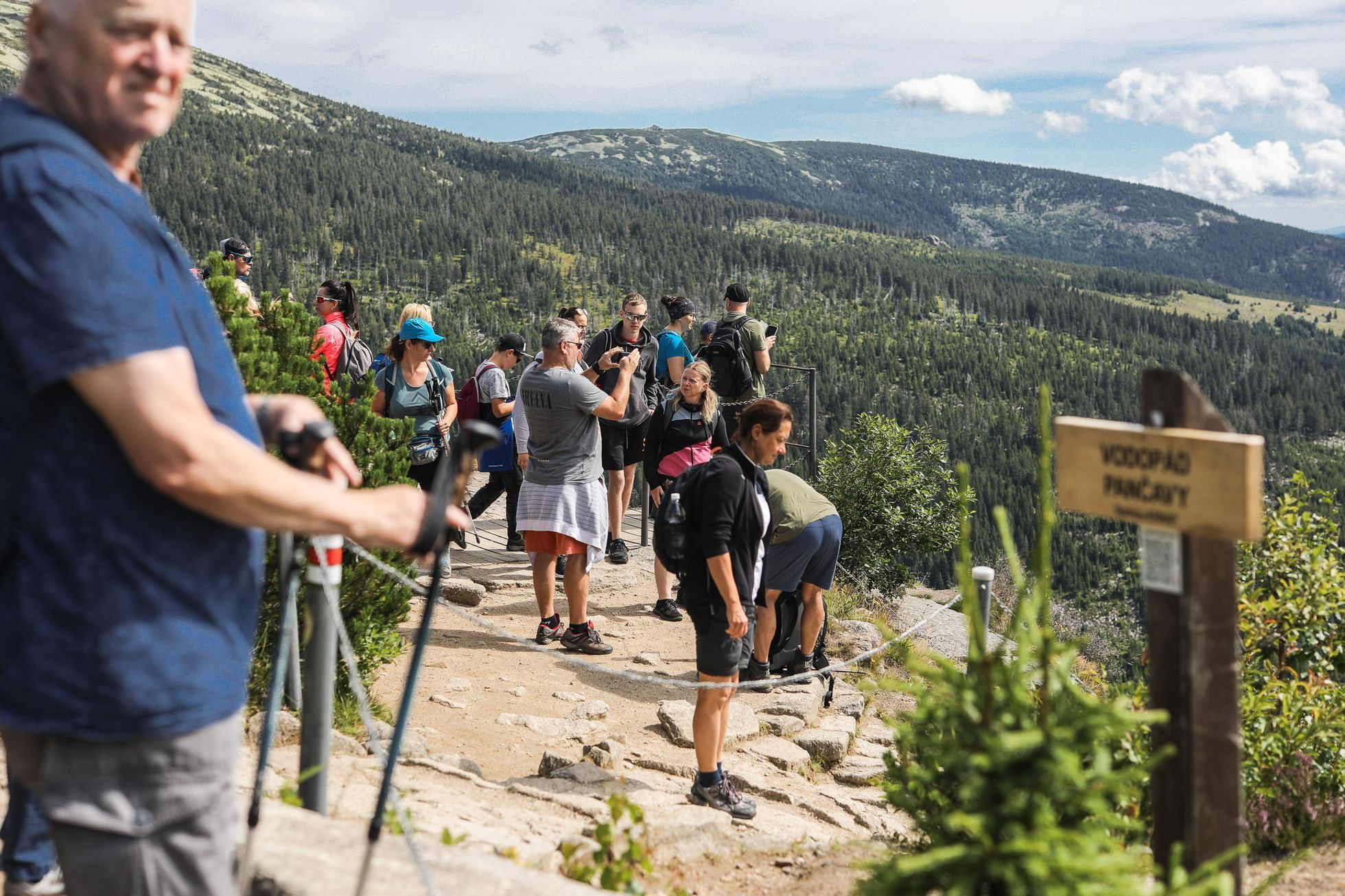 KRNAP overturismus, turisté, Národní park Krkonoše, turistika, správce, ranger, výlet, dovolená