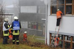 Při požáru chráněné dílny v Německu zahynulo 14 lidí