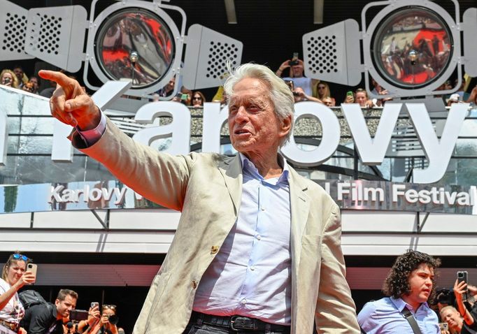 Michael Douglas v Karlových Varech.