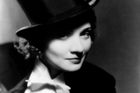 Marlene Dietrichová ve filmu Maroko (1930), v němž si zahrála s Garym Cooperem.