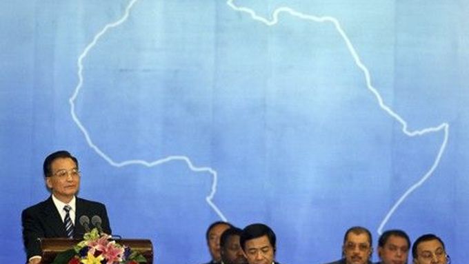 Čínský premiér Wen Ťia-pao během projevu k africkým vládcům na Sino-africkém summitu v Pekingu.