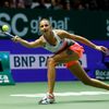 Turnaj mistryň: Karolína Plíšková v zápase s Garbiñe Muguruzaovou