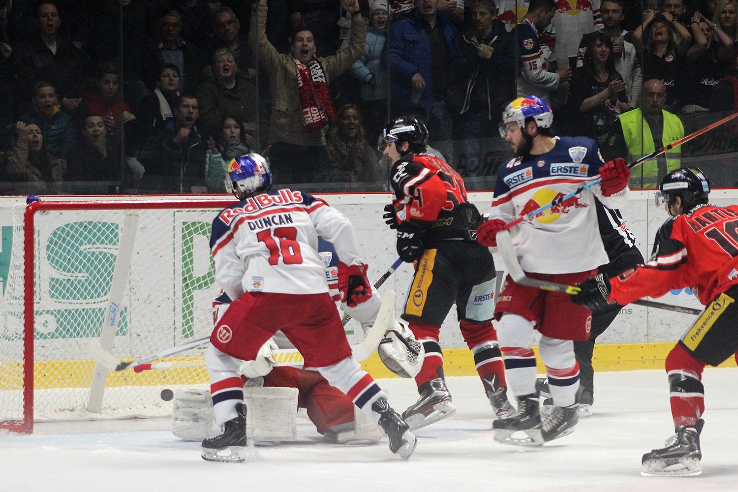 Salcburk vyrovnal ve Znojmě finálovou sérii